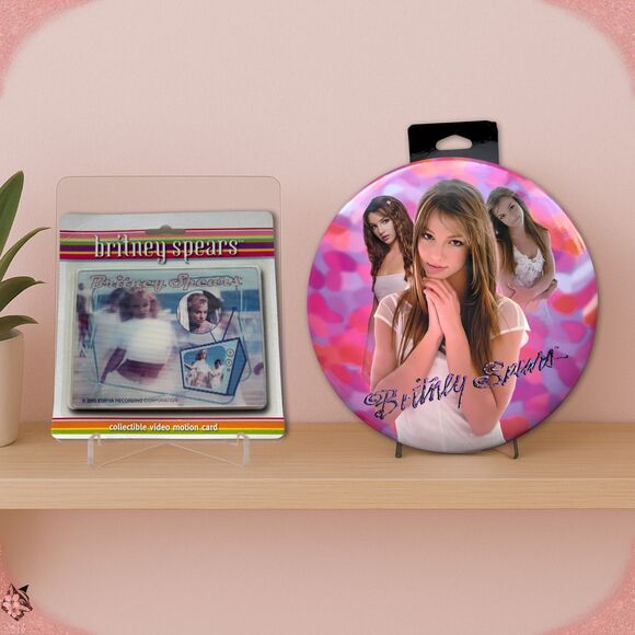 Britney Spears Vintage Lot Motion Video Card & Button Pin 2000s Y2K Pop Star - Picture 2 of 7